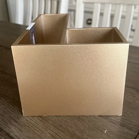 Rae Dunn. ORGANIZE.. - Picture 4 of 13